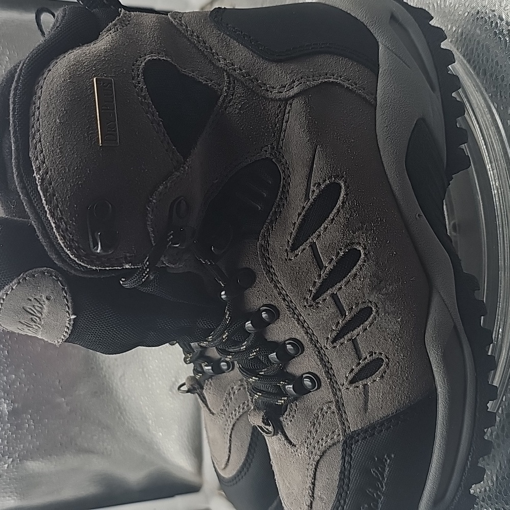 A Cabela Mens Thinsulate Sz 7D Snow Runner 2.0 NWOT - Picture 2 of 8